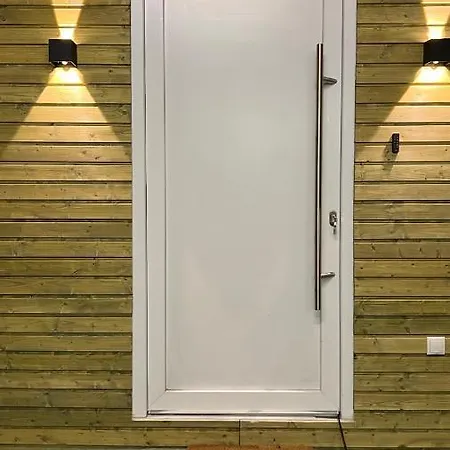 Tiny House Zentral In Historischer Werkstatt Apartment Hannover